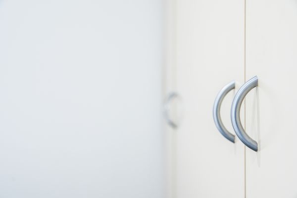 Cabinet Handle Replacement in Fort Worth